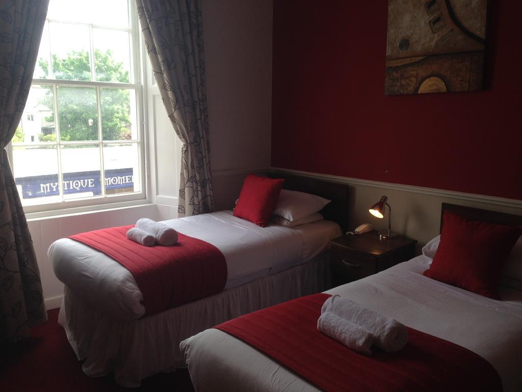 Aberdour Hotel, Stables Rooms & Beer Garden Exterior photo